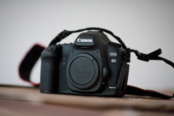 Новый фотоаппарат или новый объектив?