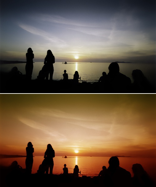 Закат изменился с синего на золотистый